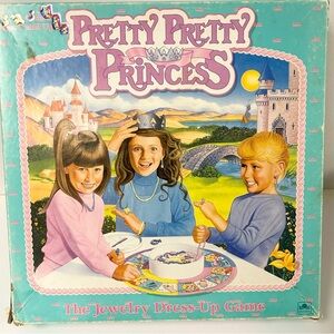 Vintage Pretty Pretty Princess Jewelry Dress Up Board Game 1990
